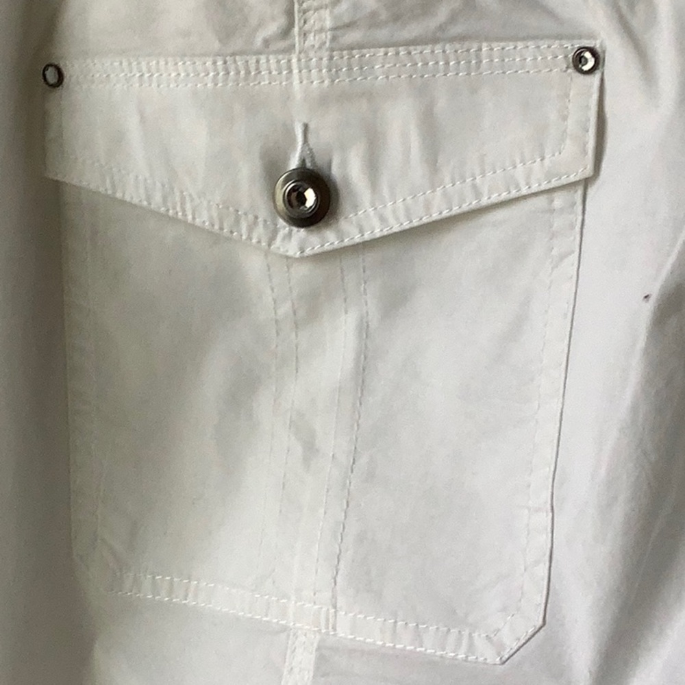 Capris Pants - Plus Size - Picture 3 of 4